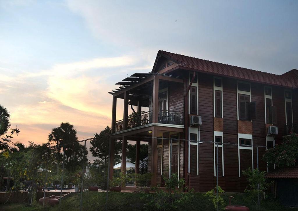 Villa Vedici Kampot Ngoại thất bức ảnh