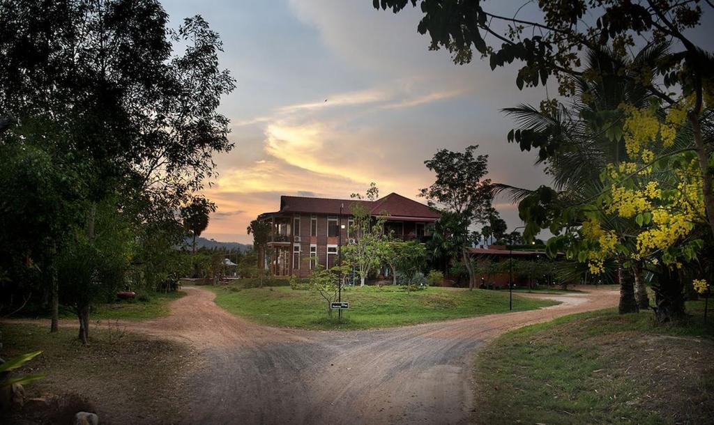 Villa Vedici Kampot Ngoại thất bức ảnh